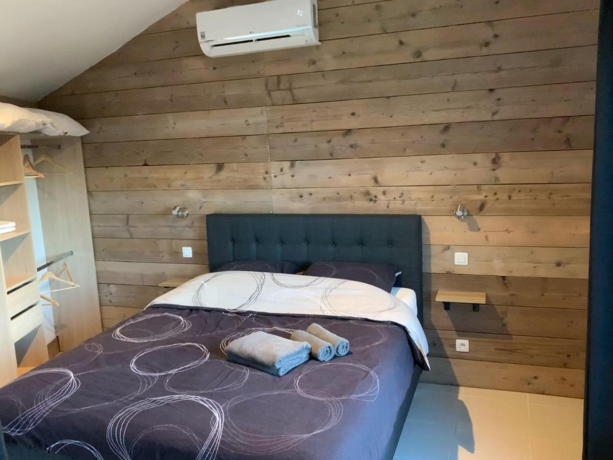 Chambre D'Hotes Naturiste Le Jardin Des Hirondelles Blanzaguet-Saint-Cybard Kültér fotó