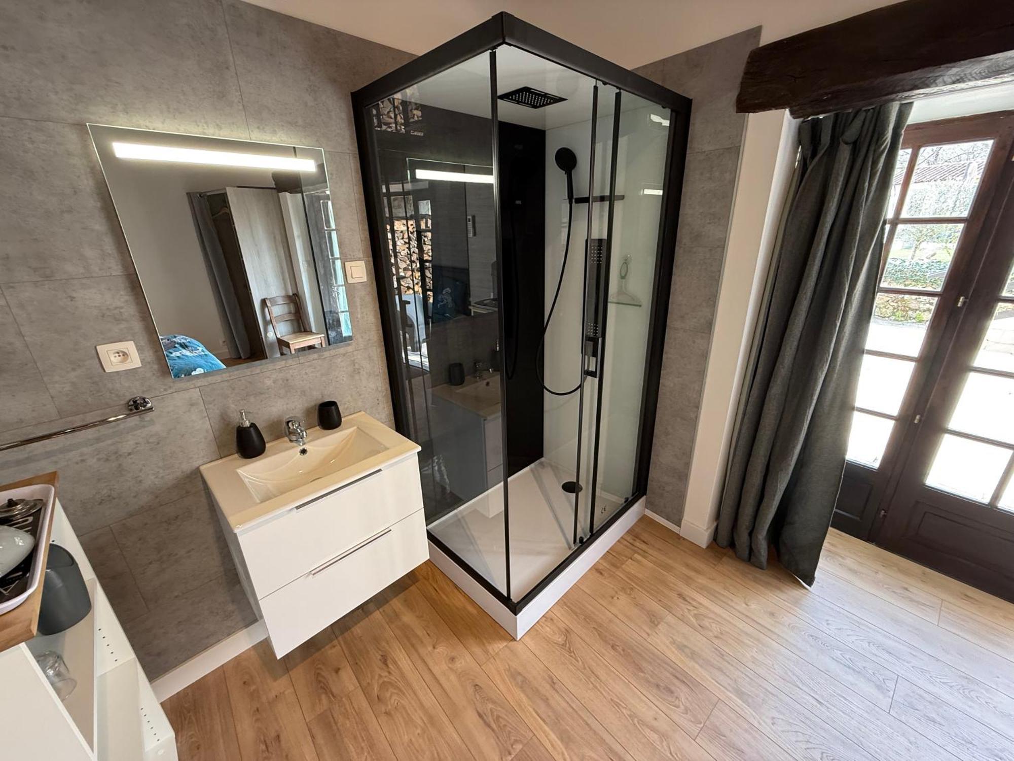Chambre D'Hotes Naturiste Le Jardin Des Hirondelles Blanzaguet-Saint-Cybard Kültér fotó